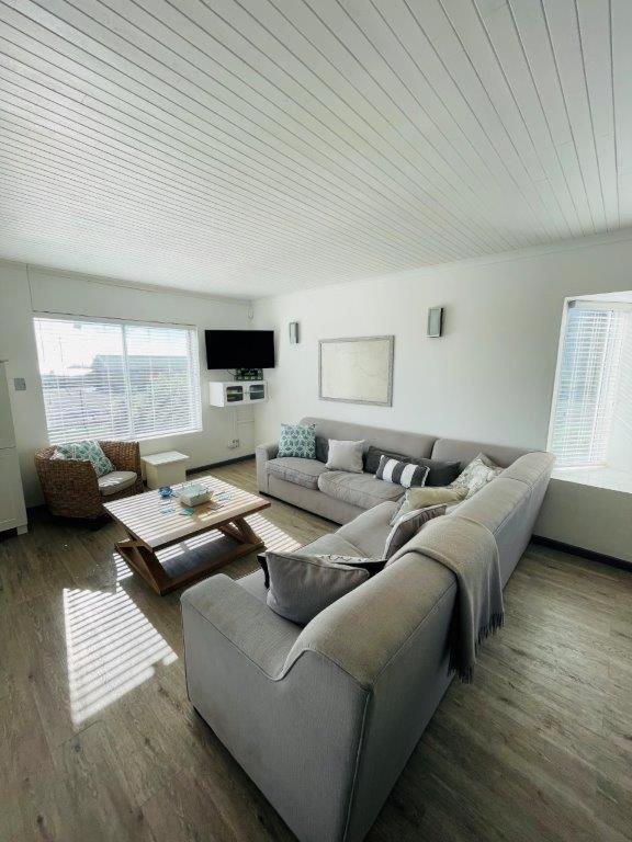 Harbour House 25 Apartment
