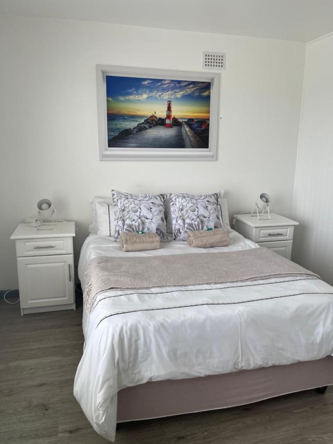 Harbour House 25